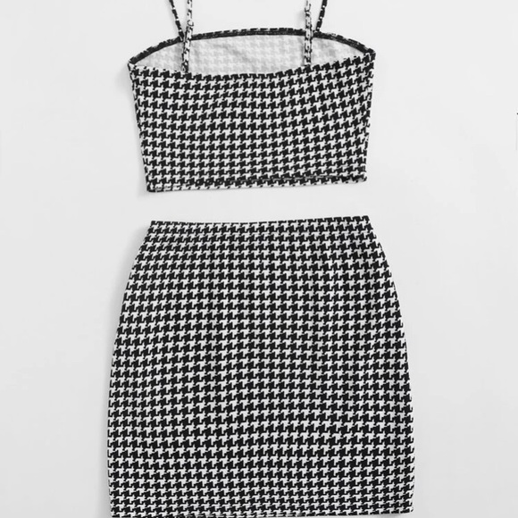 Sold - Picture 3 of 5